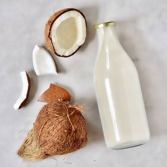 Hommade Coconut Milk