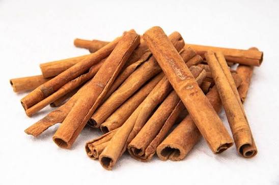 Dalchini  Whole